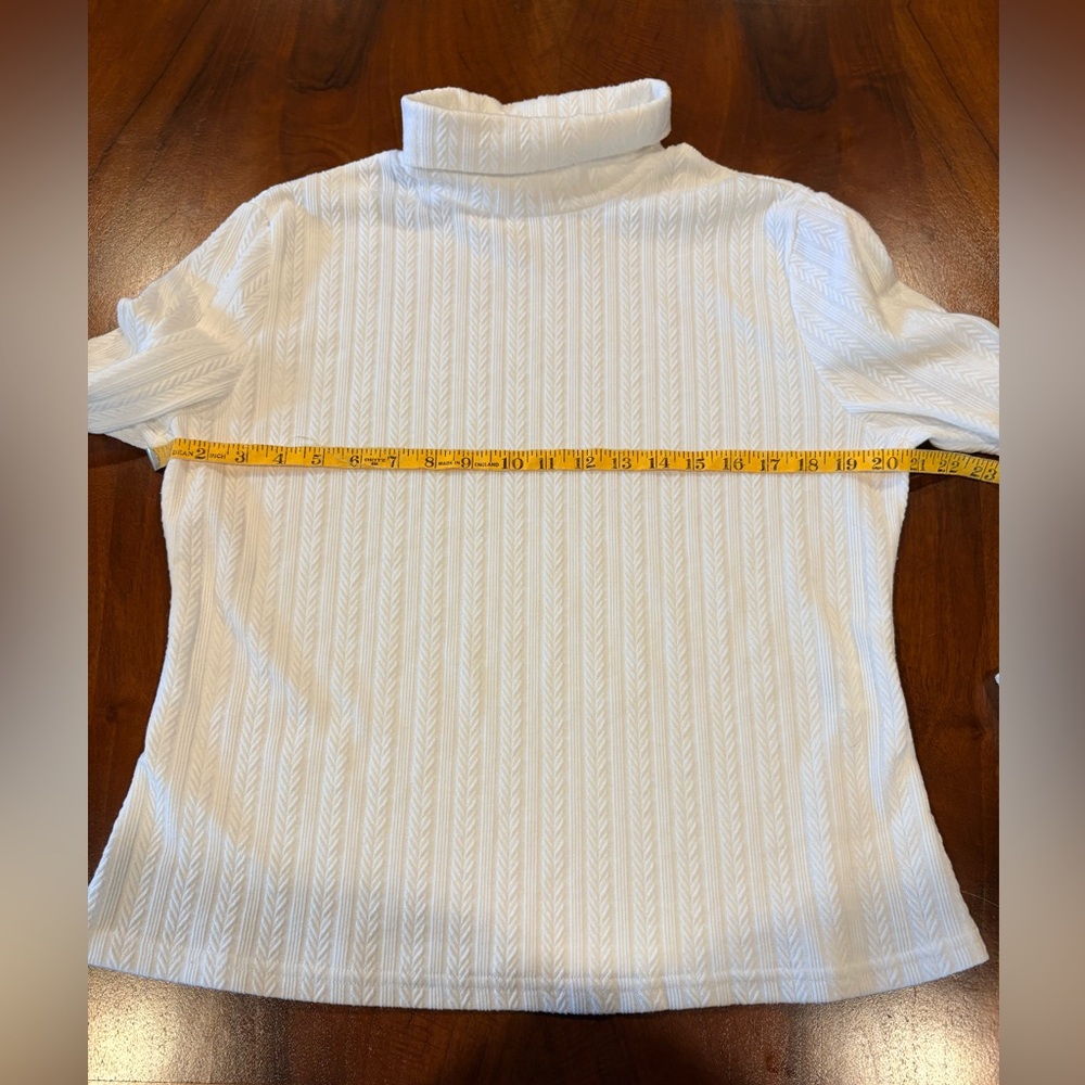 Winter white turtleneck, size M/L see measurements in photo, purse, not included - Picture 5 of 6
